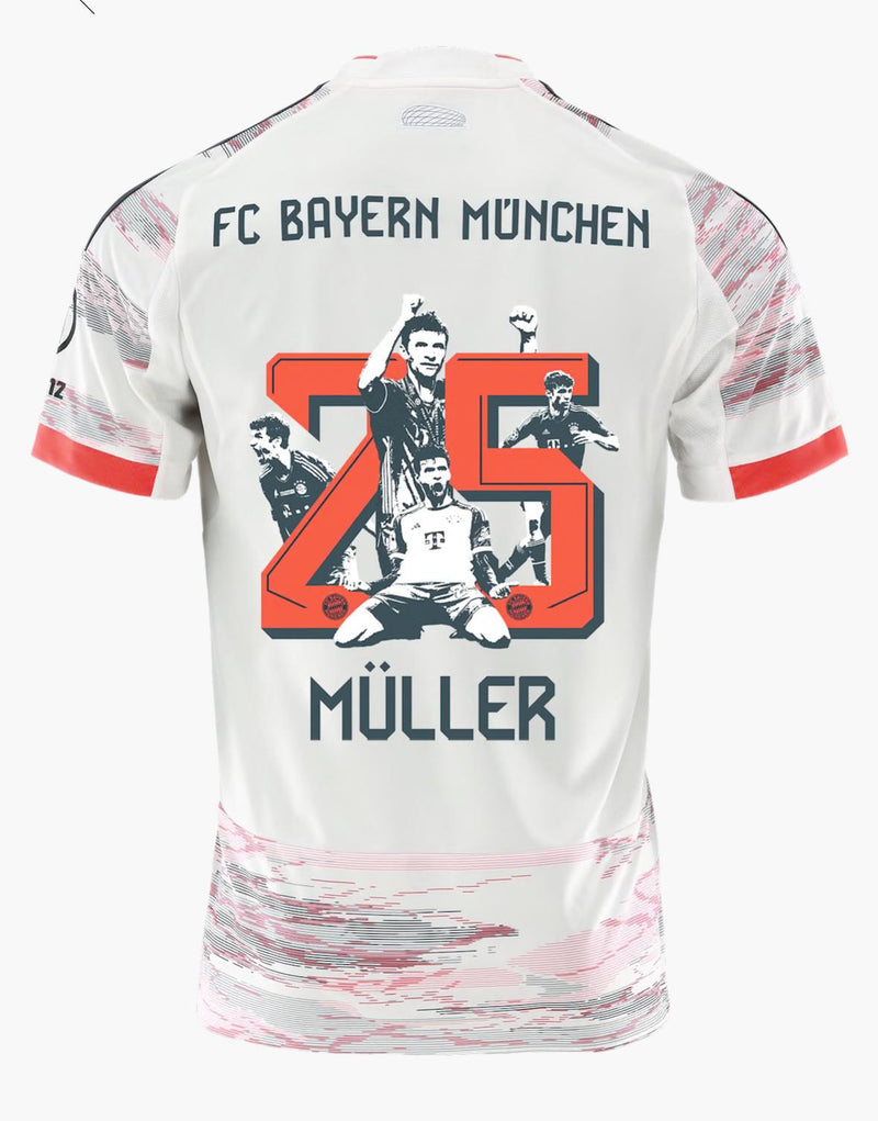 Bayern Munich Away tribute to 20 years/Allianz Arena/Thomas Müller