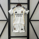 Conjunto Infantil Real Madrid 2025/26 - Home