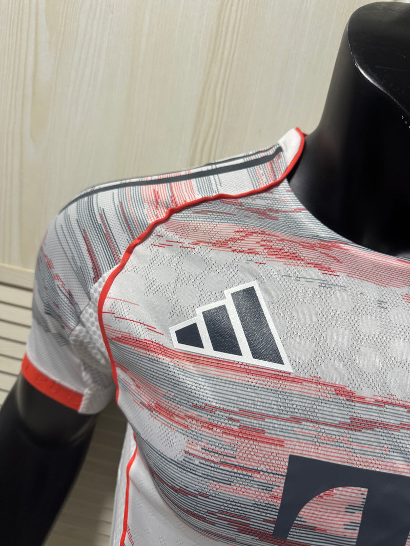 Bayern Munich Away Player tribute to 20 years/Allianz Arena