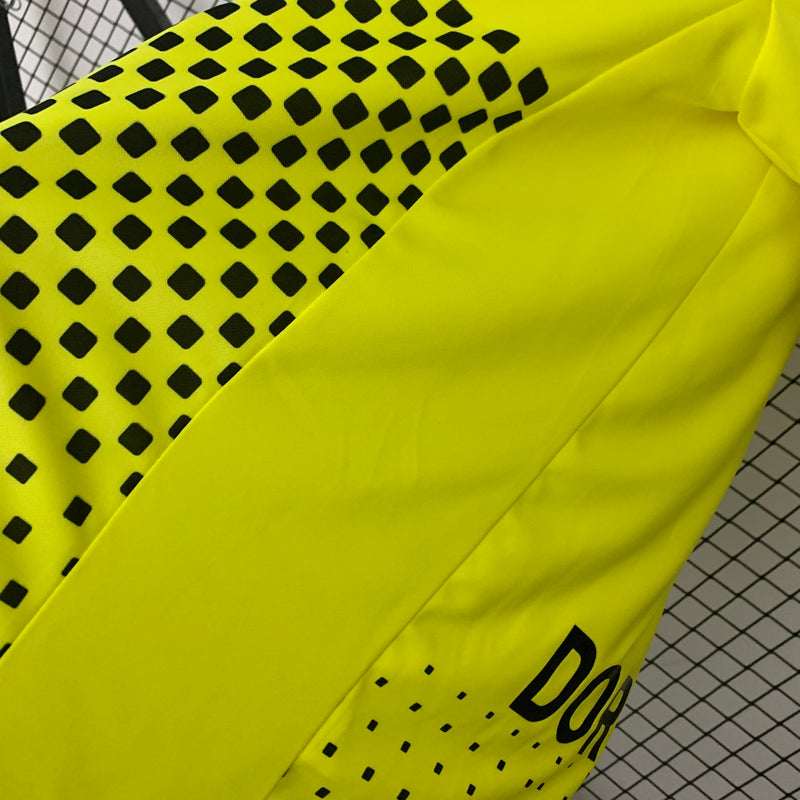 Retro Dortmund 11/12 home