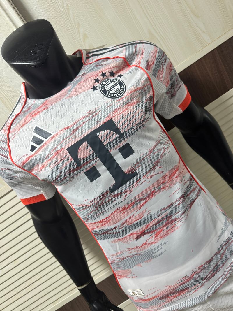 Bayern Munich Away Player tribute to 20 years/Allianz Arena