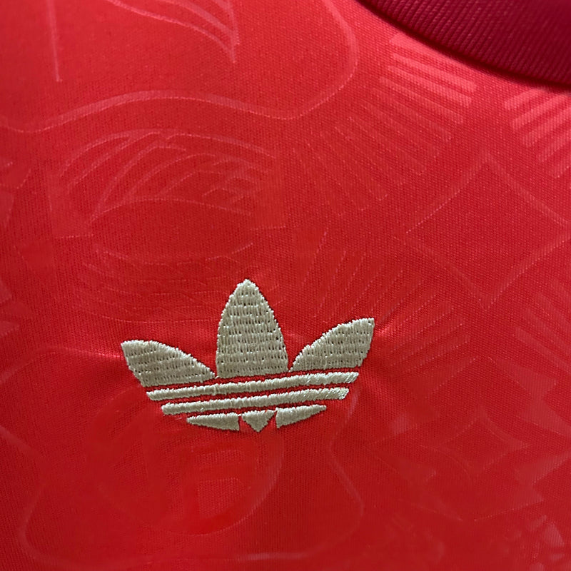 Bayern Munich 125th Anniversary  Kinder Set 25/26