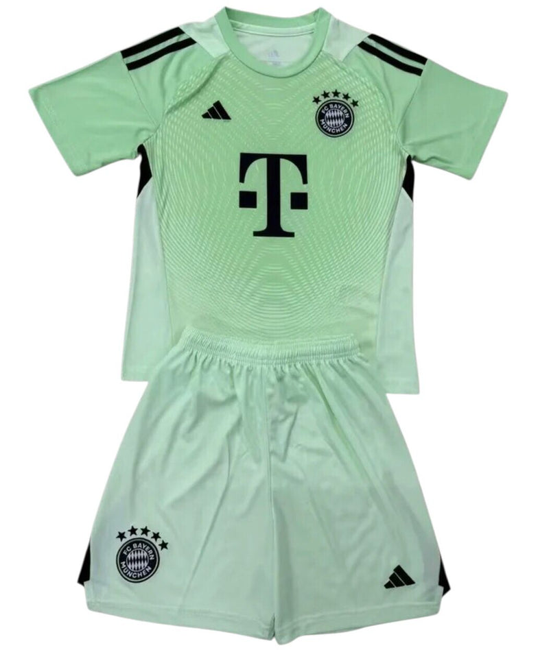 Bayern Munich  goalkeeper light green  25/26