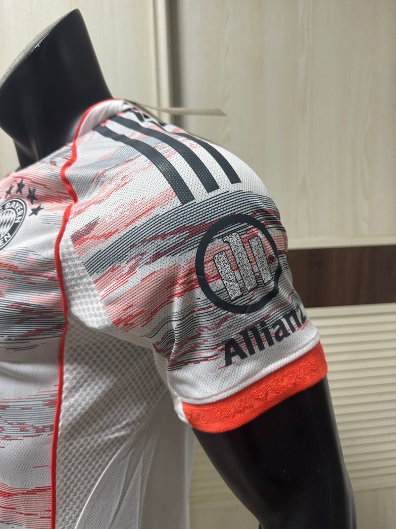 Bayern Munich Away Player tribute to 20 years/Allianz Arena